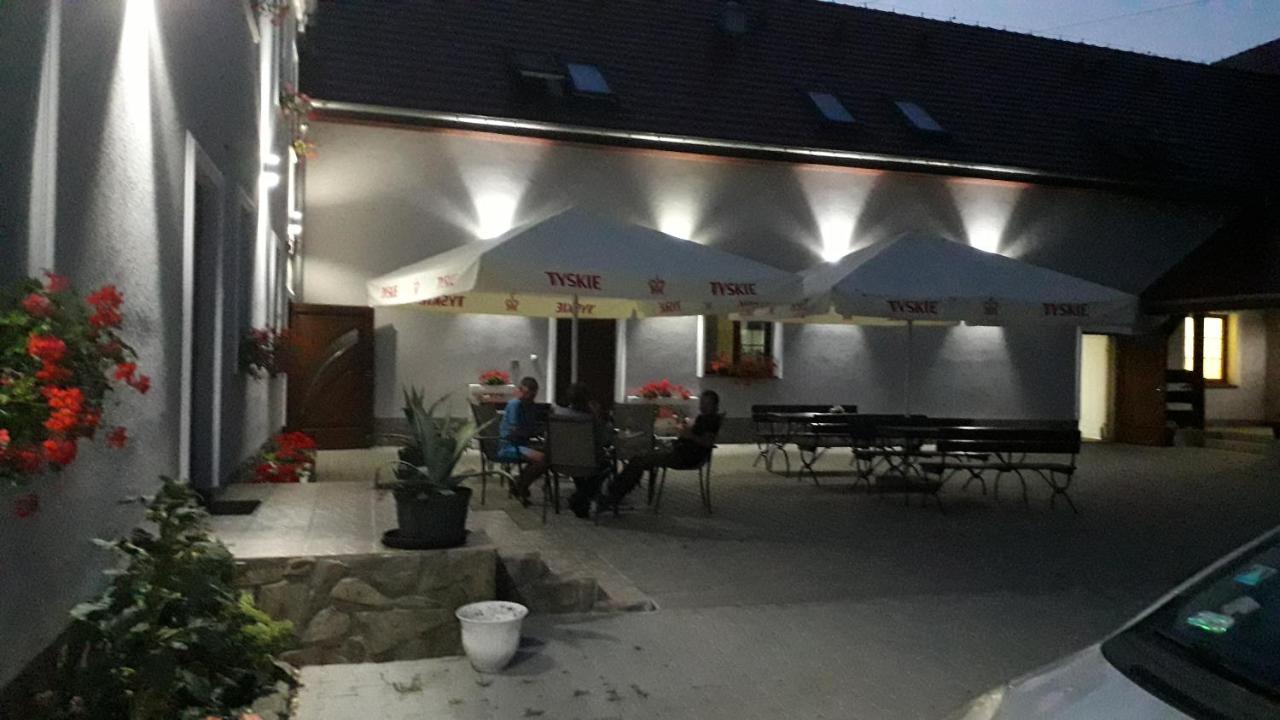 Zajazd Zacheta Kamienna Gora Exterior foto